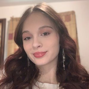 Meet your Posher, Addison